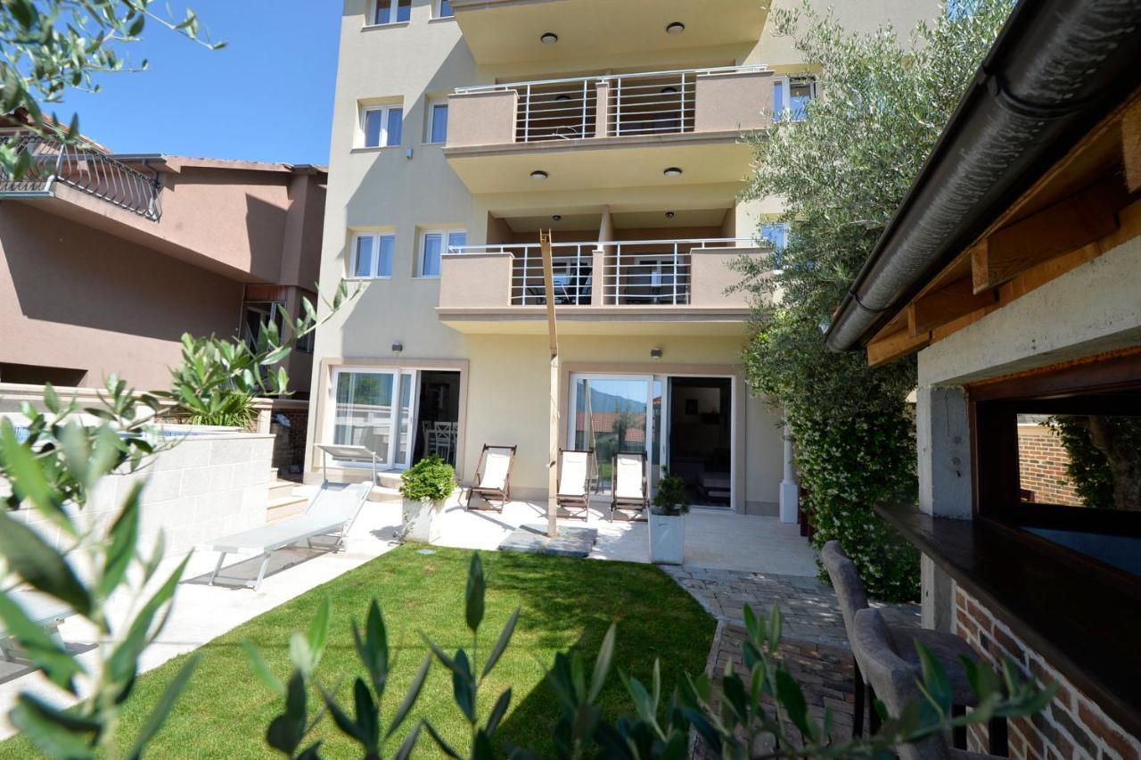 J & P Apartments Orahovac Kotor Exterior foto