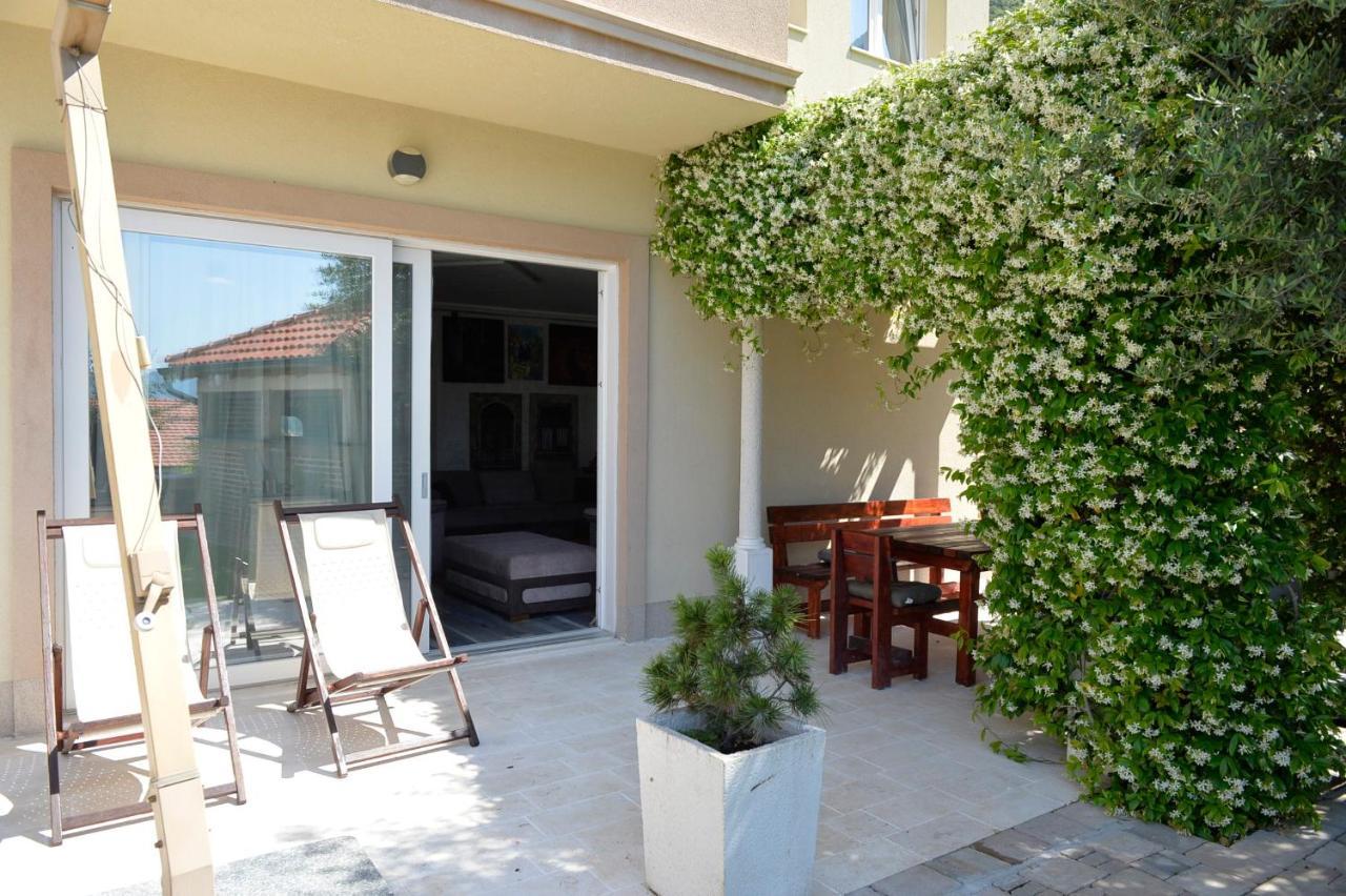 J & P Apartments Orahovac Kotor Exterior foto