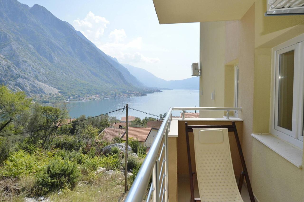 J & P Apartments Orahovac Kotor Exterior foto