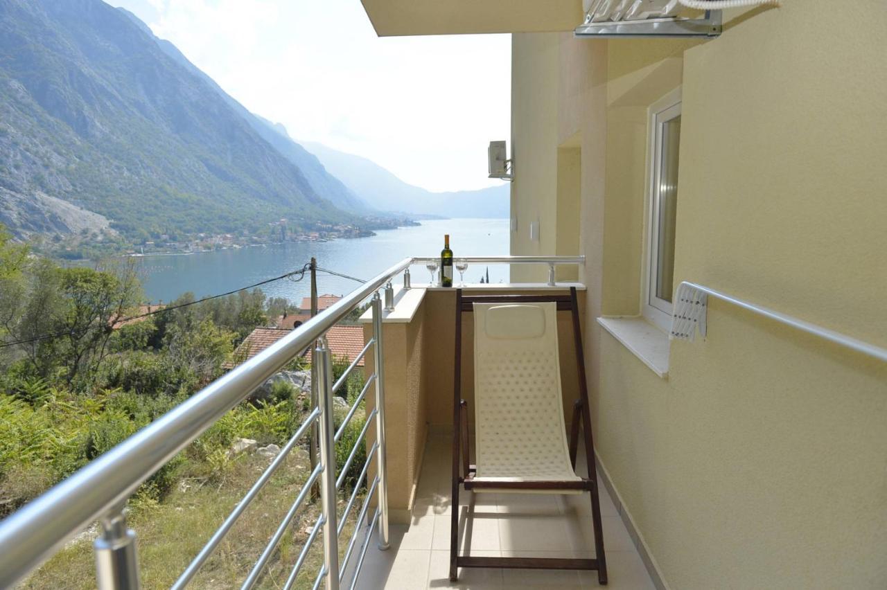 J & P Apartments Orahovac Kotor Exterior foto