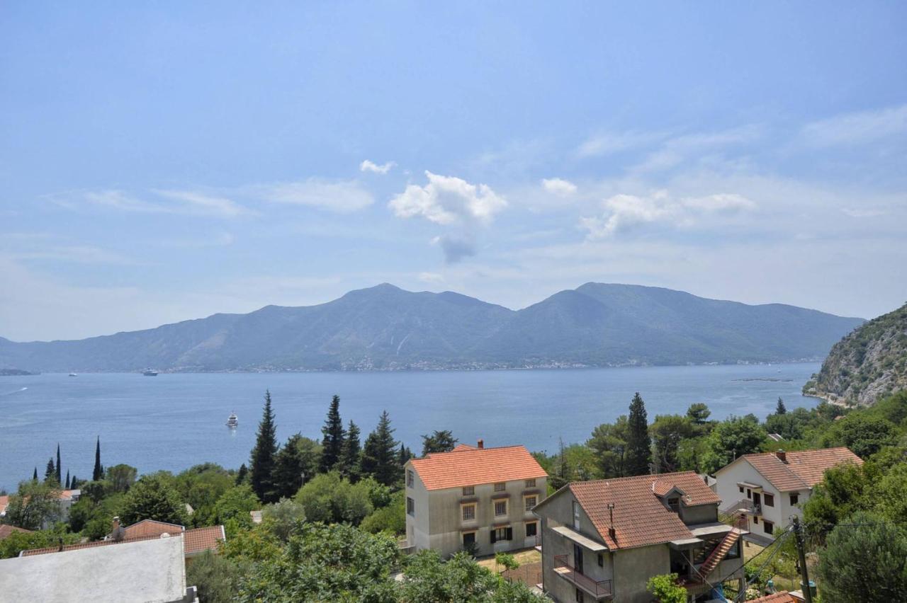 J & P Apartments Orahovac Kotor Exterior foto