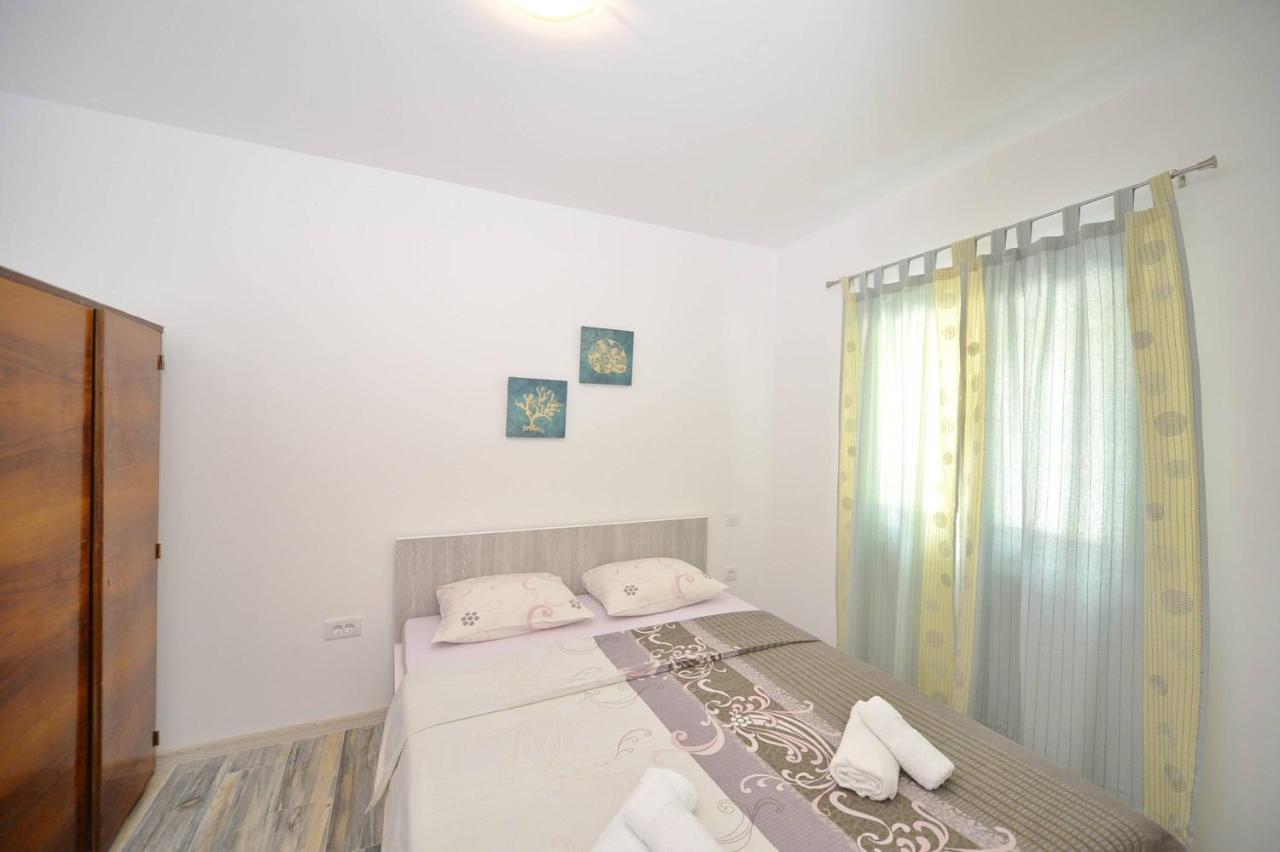 J & P Apartments Orahovac Kotor Exterior foto